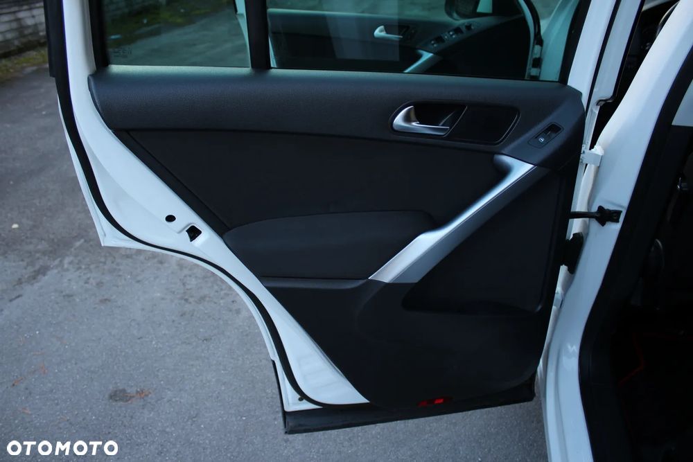 Volkswagen Tiguan 2.0 TDI DPF 4Motion Team - 18