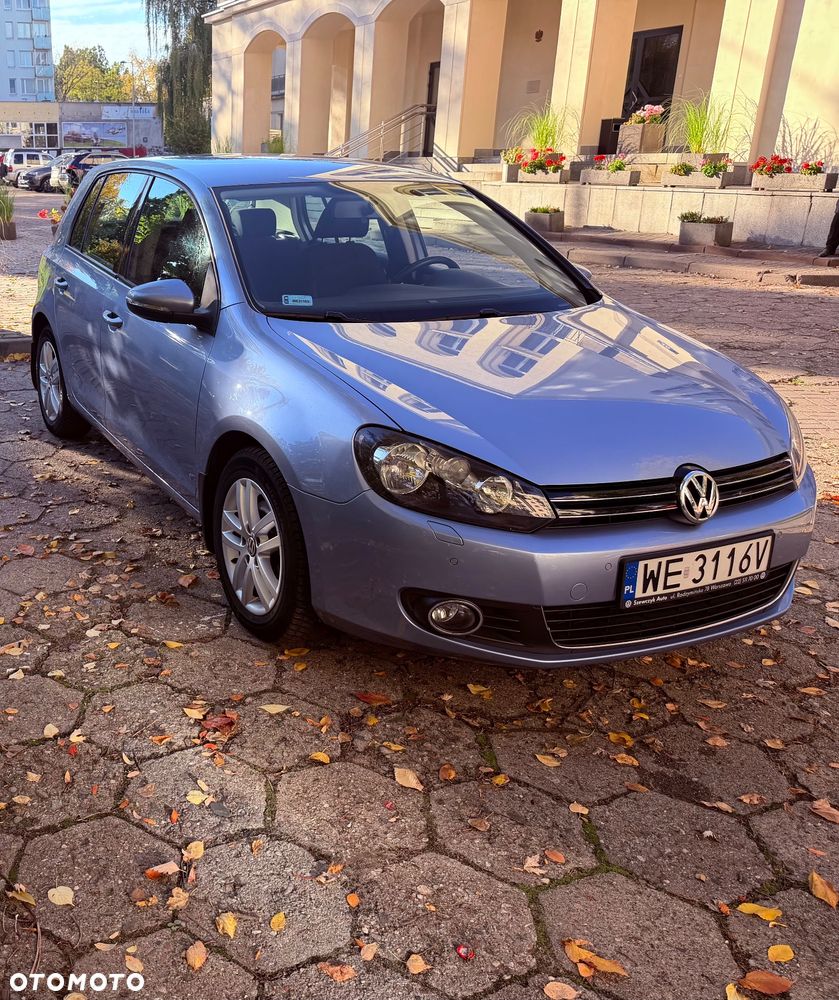 Volkswagen Golf - 2