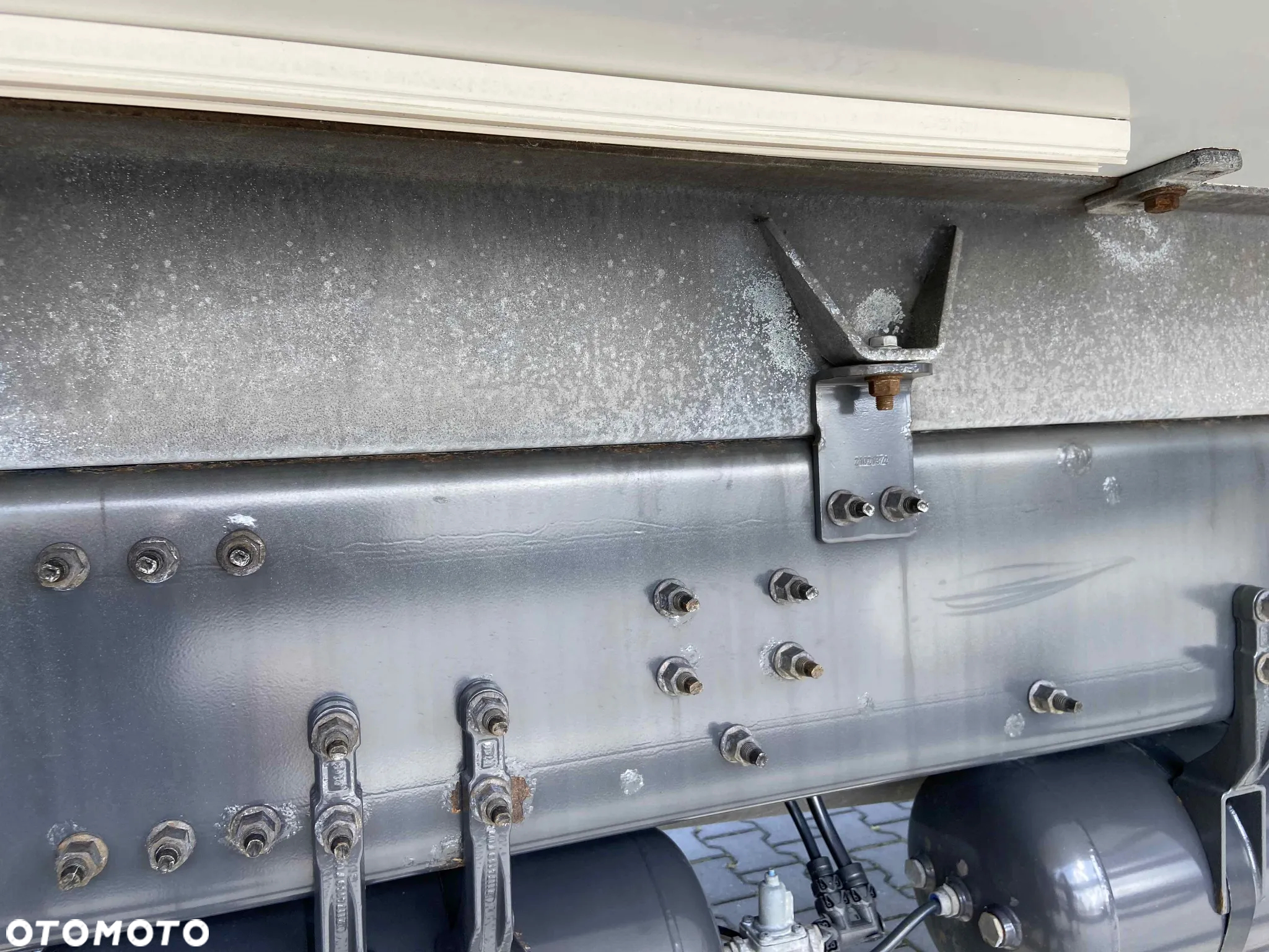 Volvo FM 420 PODWOZIE OŚ SKRĘTNA DŁ. RAMY 9.25 E 6 - 6