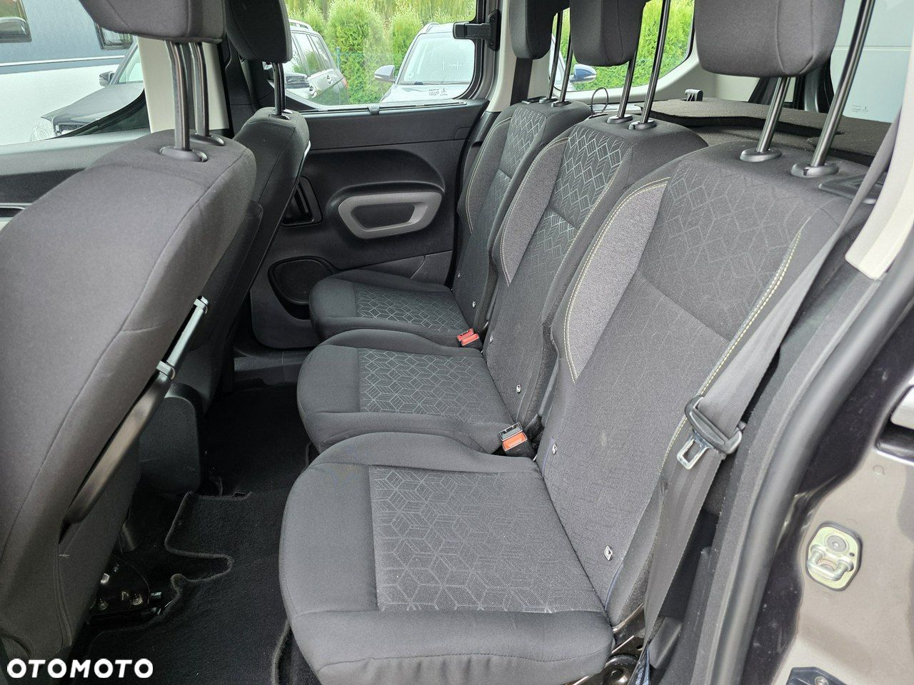 Peugeot Rifter Long 1.2 PureTech Active Pack S&S (7-os.) - 16