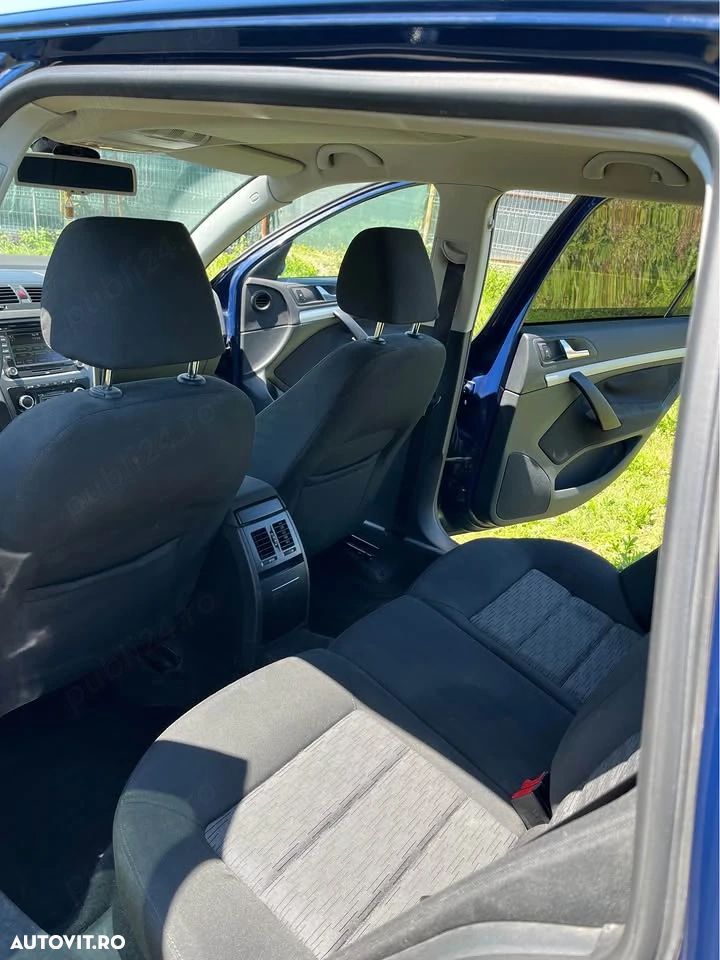 Skoda Octavia 2.0 TDI Drive - 7