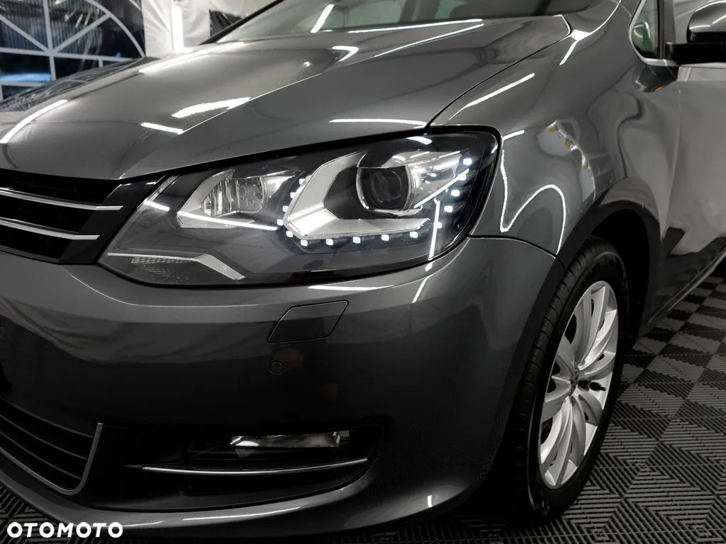 Volkswagen Sharan 2.0 TDI Highline DSG - 25