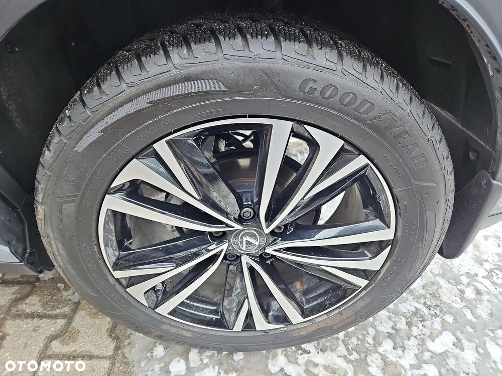 Lexus LBX 1.5 Hybrid Emotion - 26