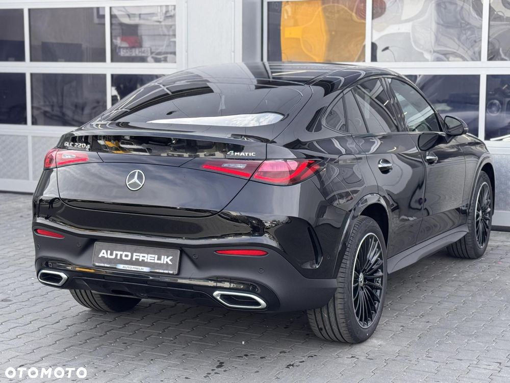 Mercedes-Benz GLC 220 d 4Matic 9G-TRONIC AMG Line Advanced - 10