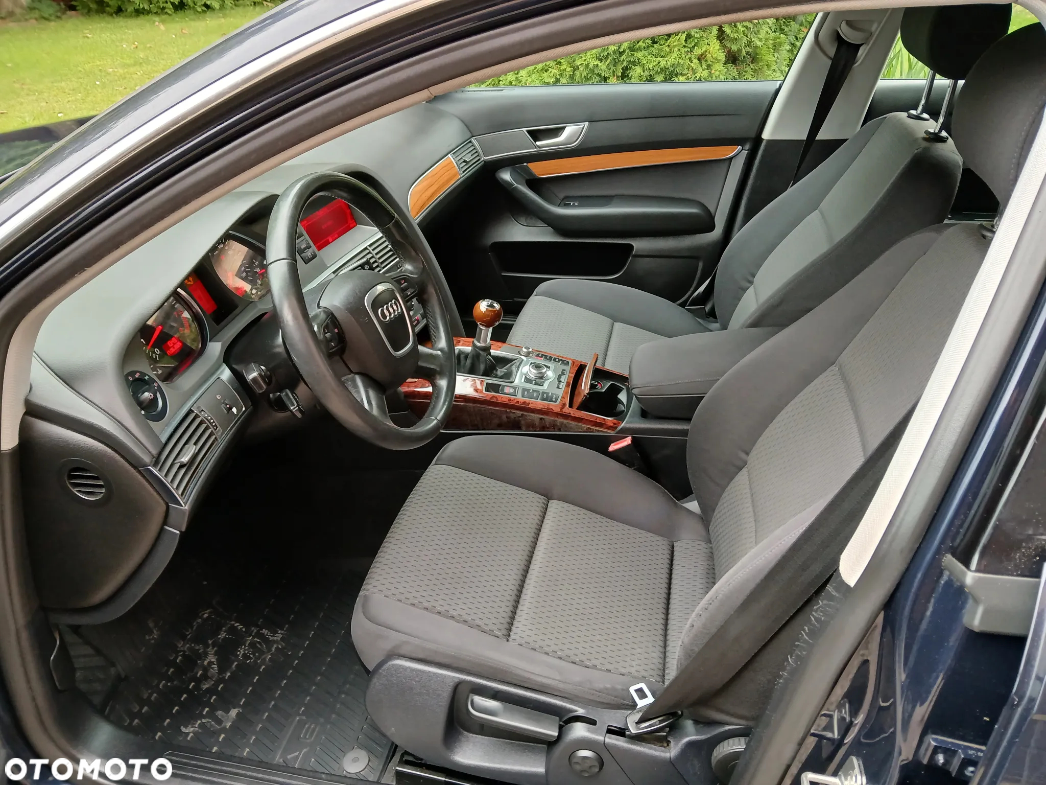 Audi A6 2.4 - 5