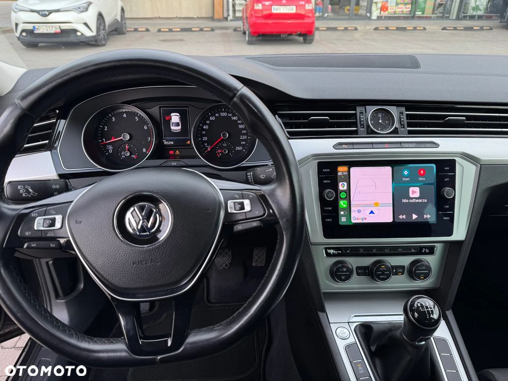 Volkswagen Passat 1.8 TSI BMT Comfortline - 11
