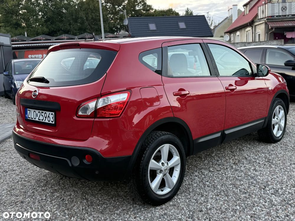 Nissan Qashqai - 14