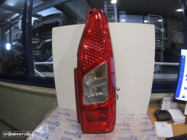 Farol Tras 9680545180 PEUGEOT PARTNER 7J TEPEE 2011 1.6 98CV 5 CINZA ESCURA DRT ORIGINAL - 1