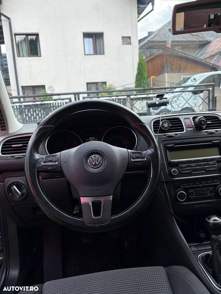 Volkswagen Golf 1.6 TDI DPF Comfortline - 19
