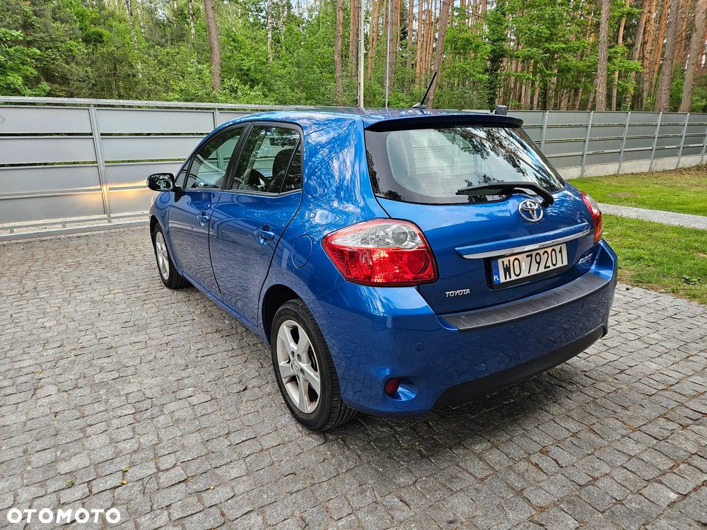 Toyota Auris 1.6 Sol - 3