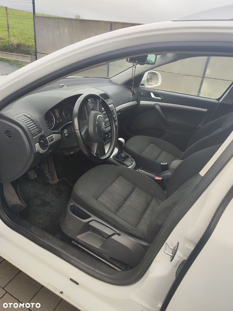 Skoda Octavia 1.8 TSI 4x4 Ambiente - 7