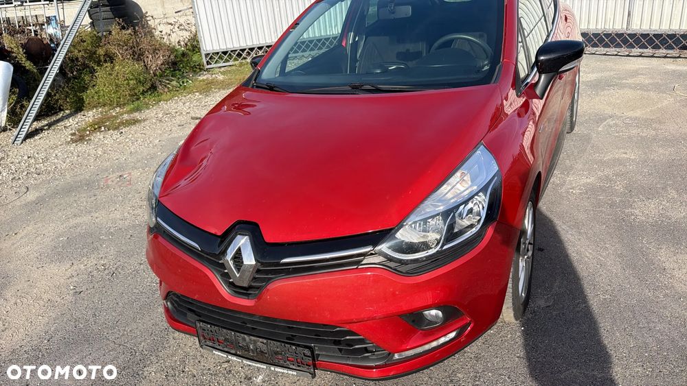 Renault Clio - 12