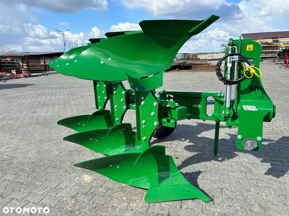 PŁUG OBROTOWY jednobelkowy ZABEZPIECZENIE ZRYWALNE/ kołkowe/ śrubowe odkładnice Kvernelanda 18" siłownik liniowania/kostka pamięci / krój - 11