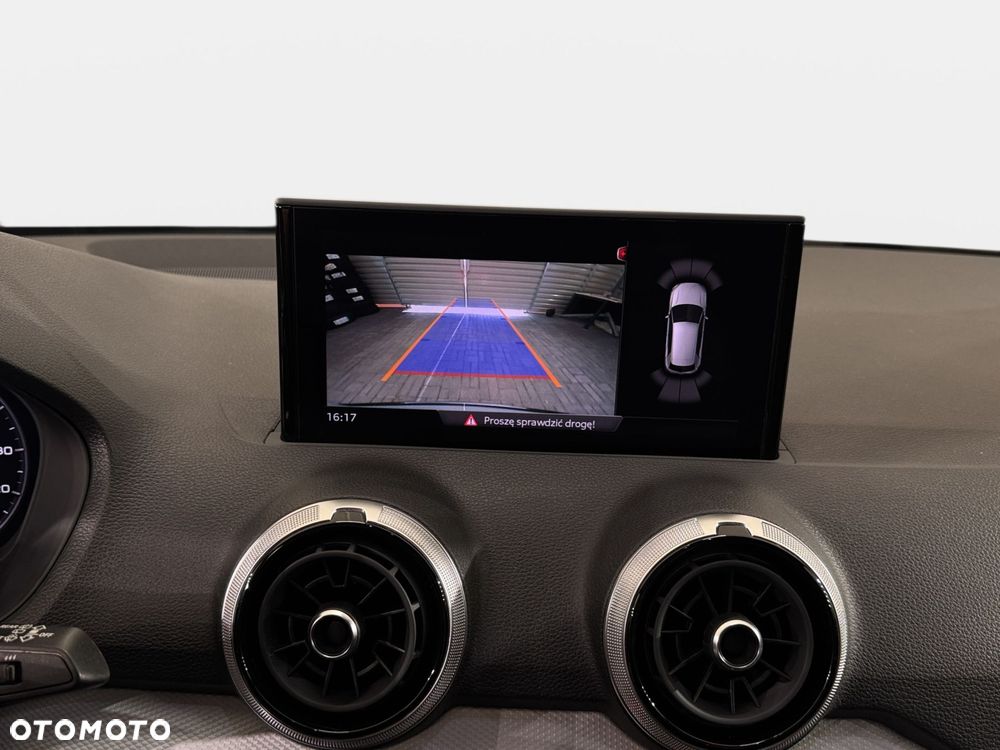 Audi Q2 - 23