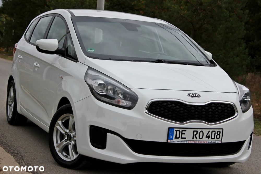 Kia Carens 1.7 CRDi 115 Dream Team Edition - 11