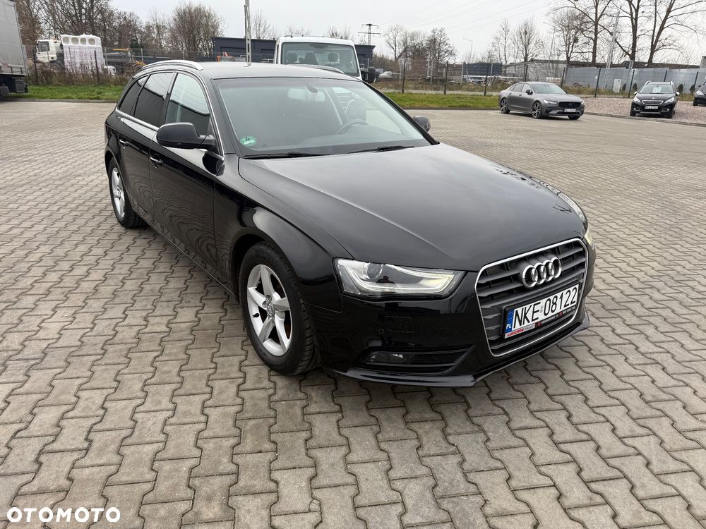 Audi A4 Avant 2.0 TDI ultra - 12