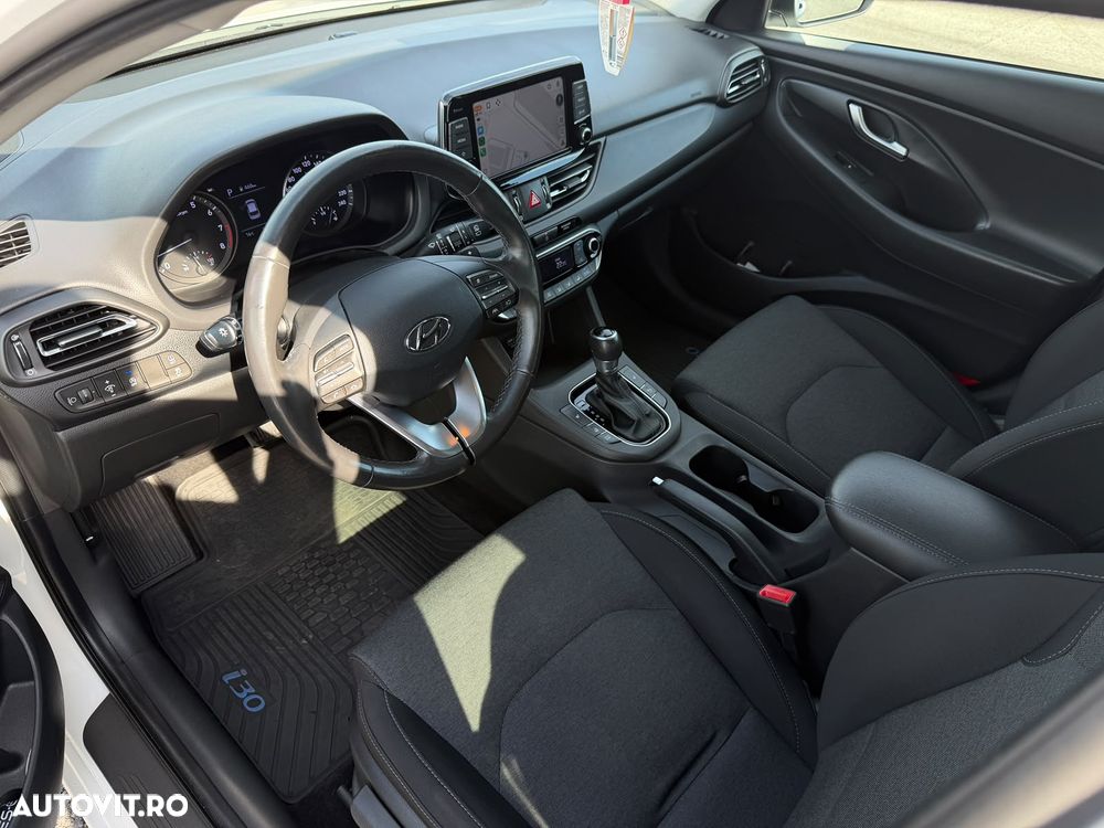 Hyundai i30 - 12