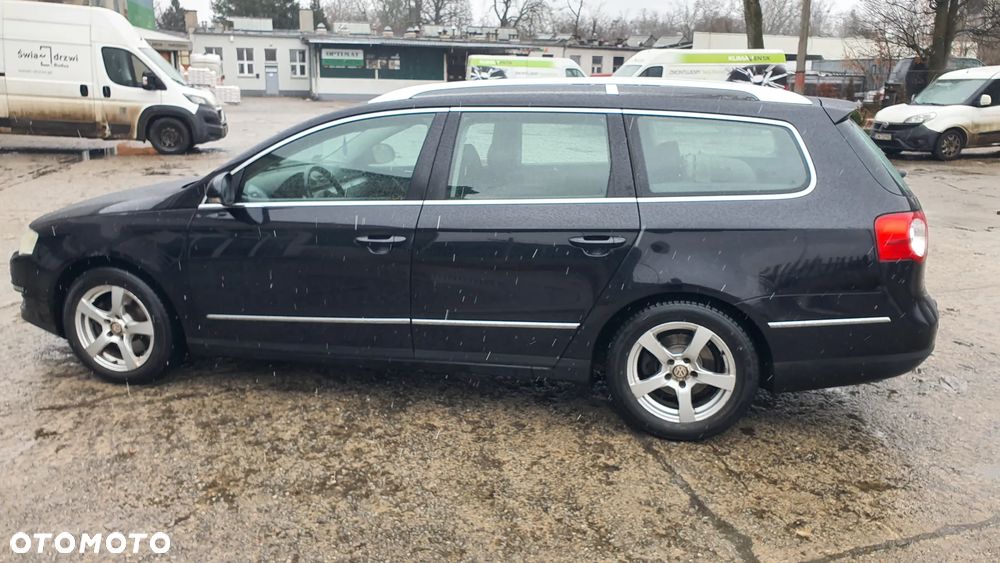 Volkswagen Passat - 16