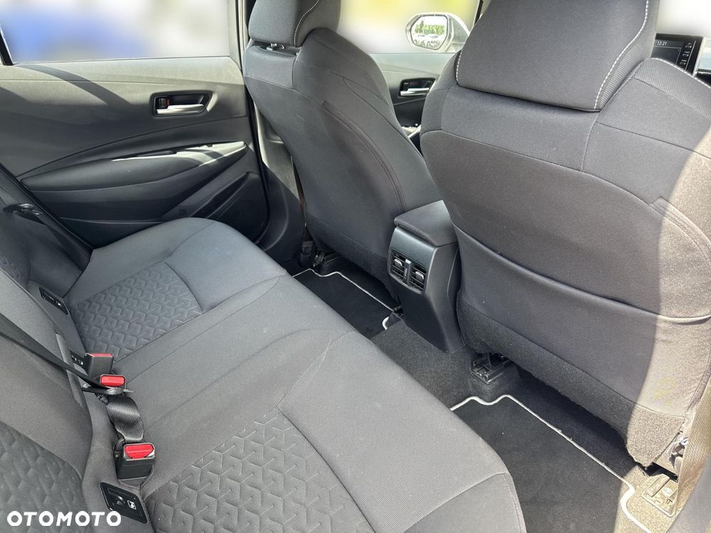 Toyota Corolla 1.8 Hybrid Comfort - 10