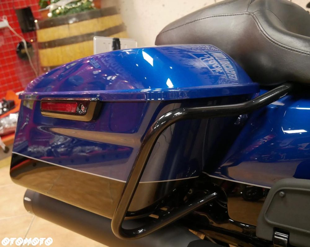 Harley-Davidson Touring Road Glide - 13