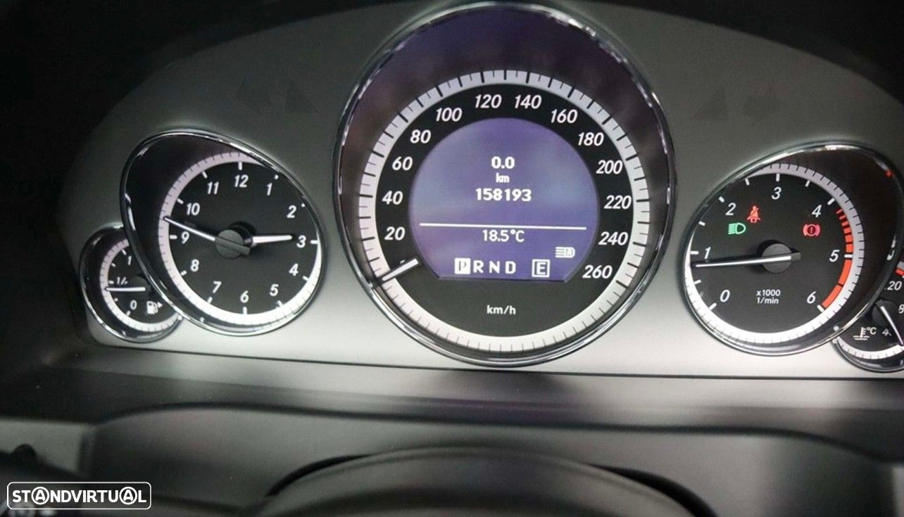 Mercedes-Benz E 220 CDi Avantgarde BlueEfficiency Auto - 18