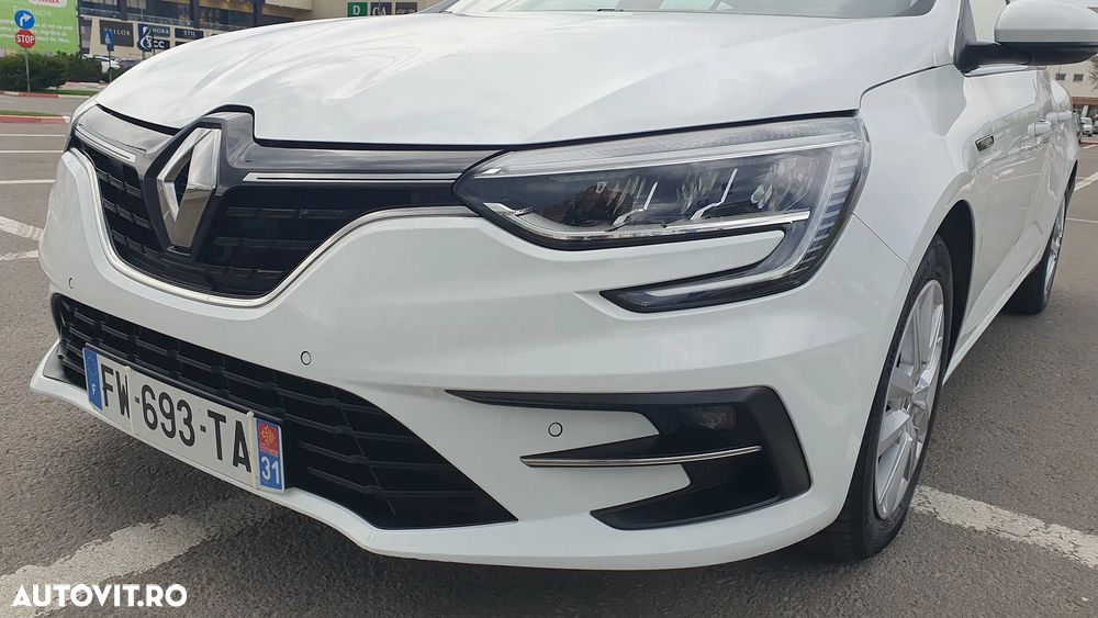 Renault Megane BLUE dCi 115 EDC BUSINESS EDITION - 9
