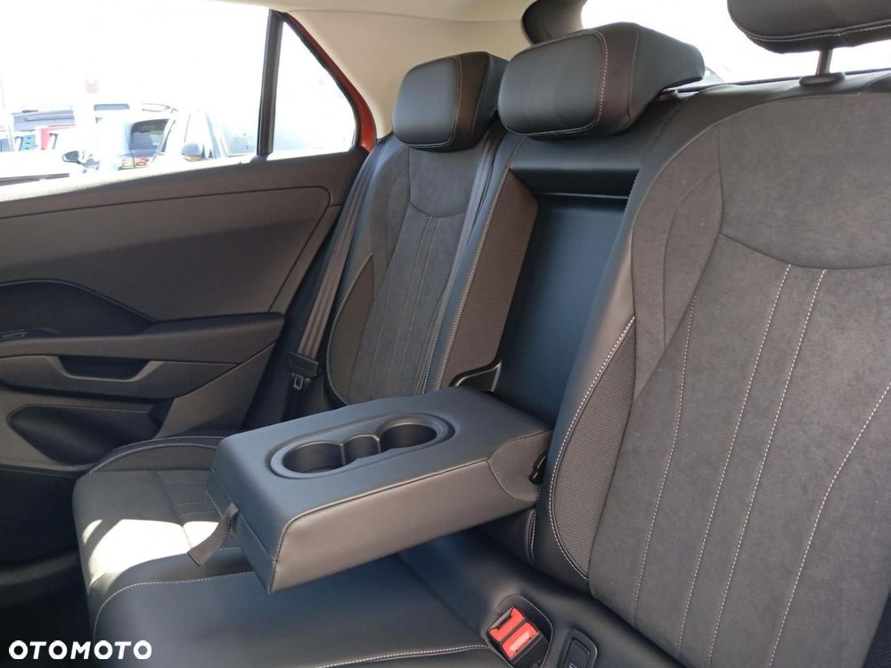 Volkswagen T-Roc 1.5 eTSI Style DSG - 24