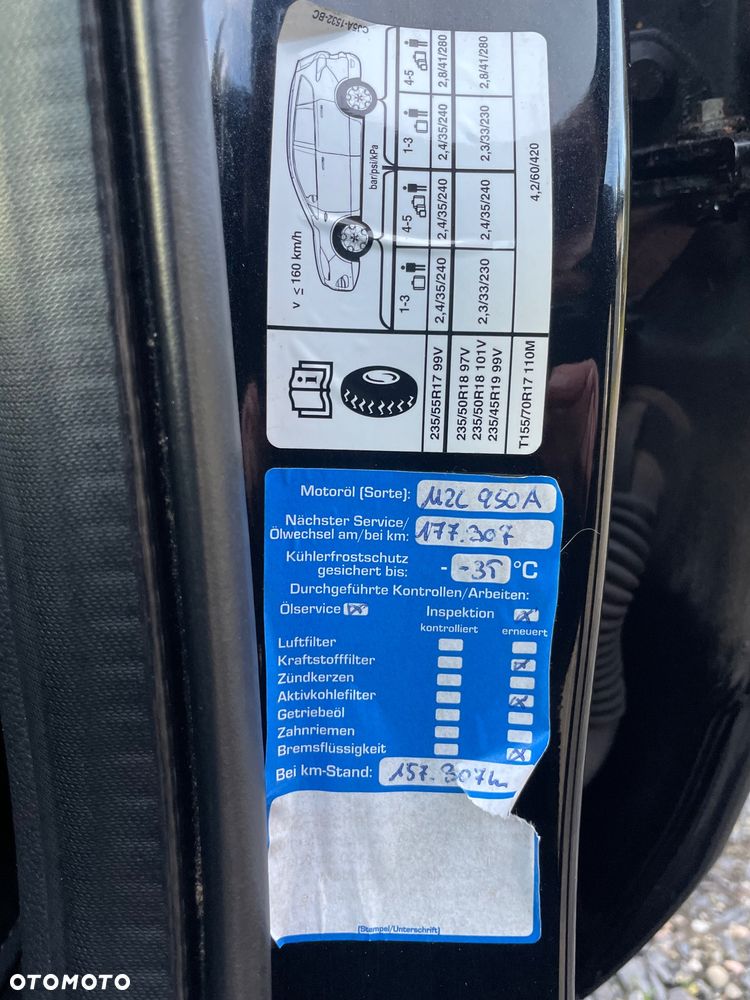 Ford Kuga - 24