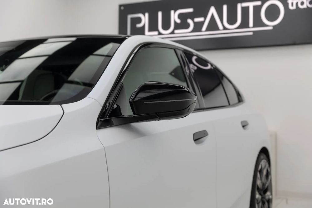 BMW Seria 5 540d xDrive Aut. - 28