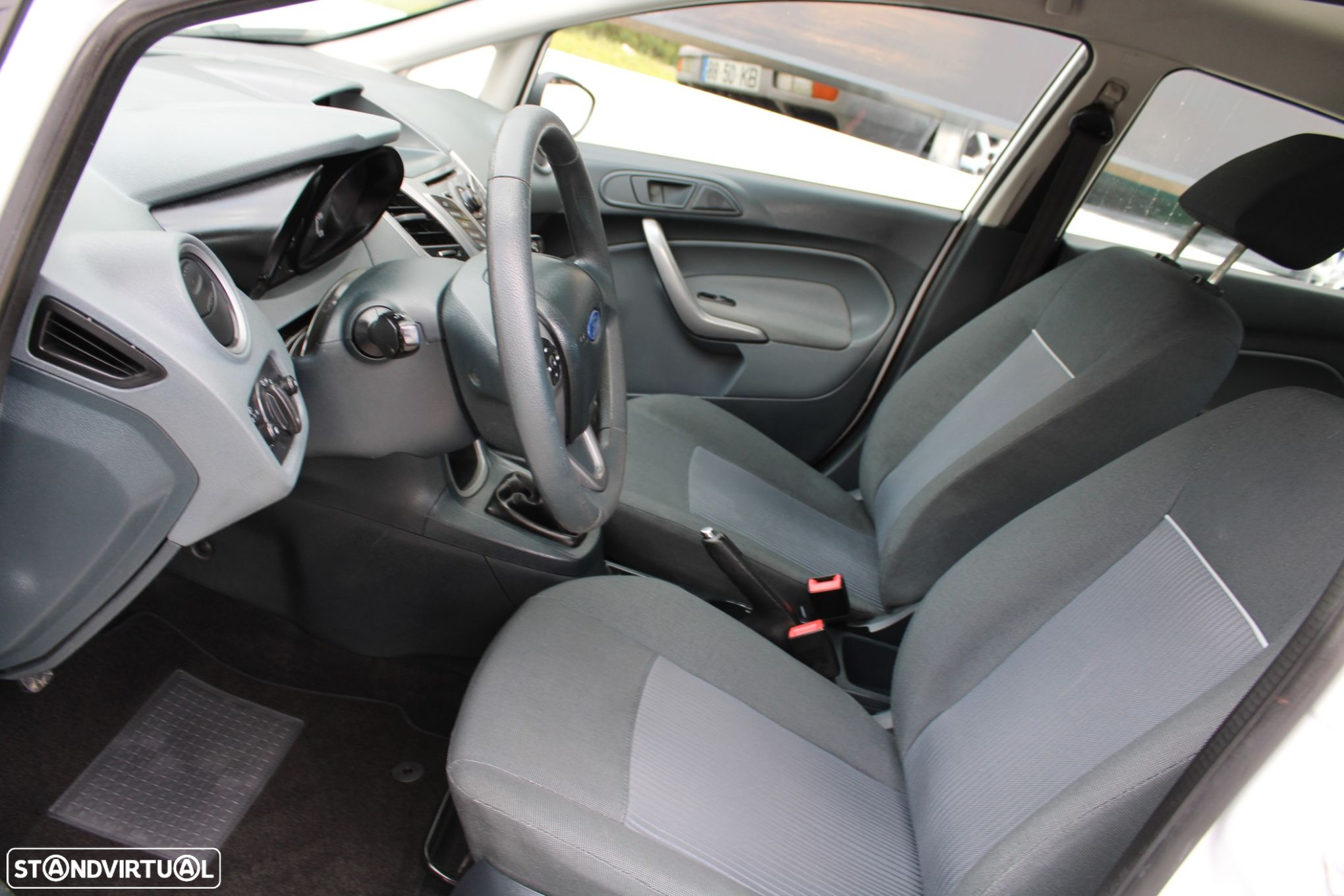 Ford Fiesta - 6