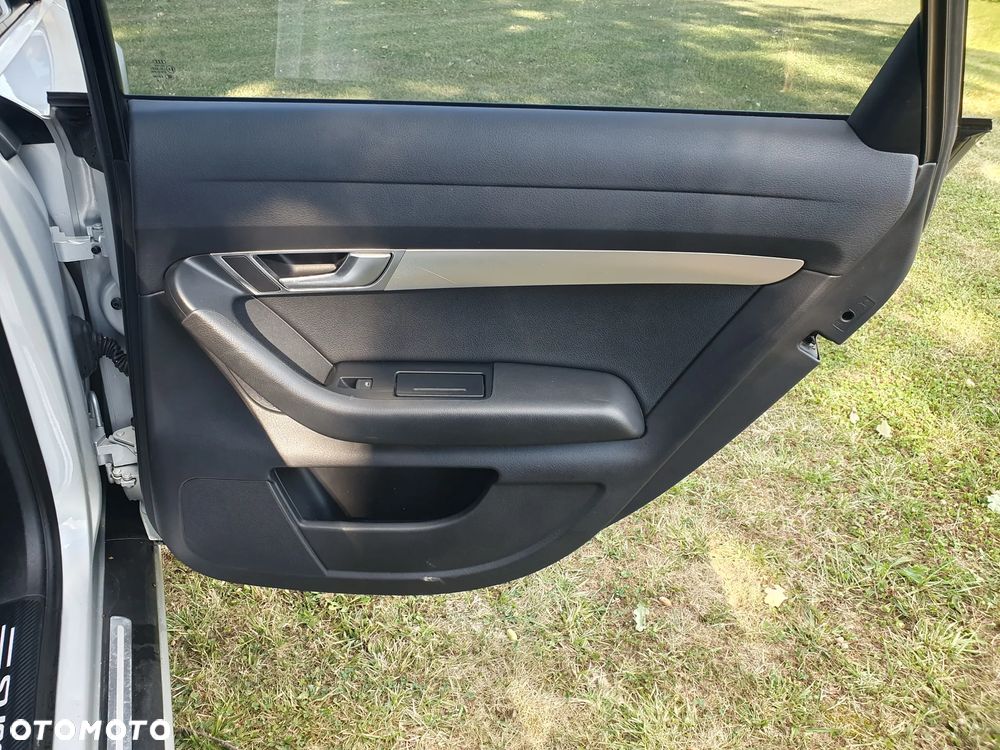 Audi A6 Avant 3.0 TDI DPF quattro tiptronic - 19