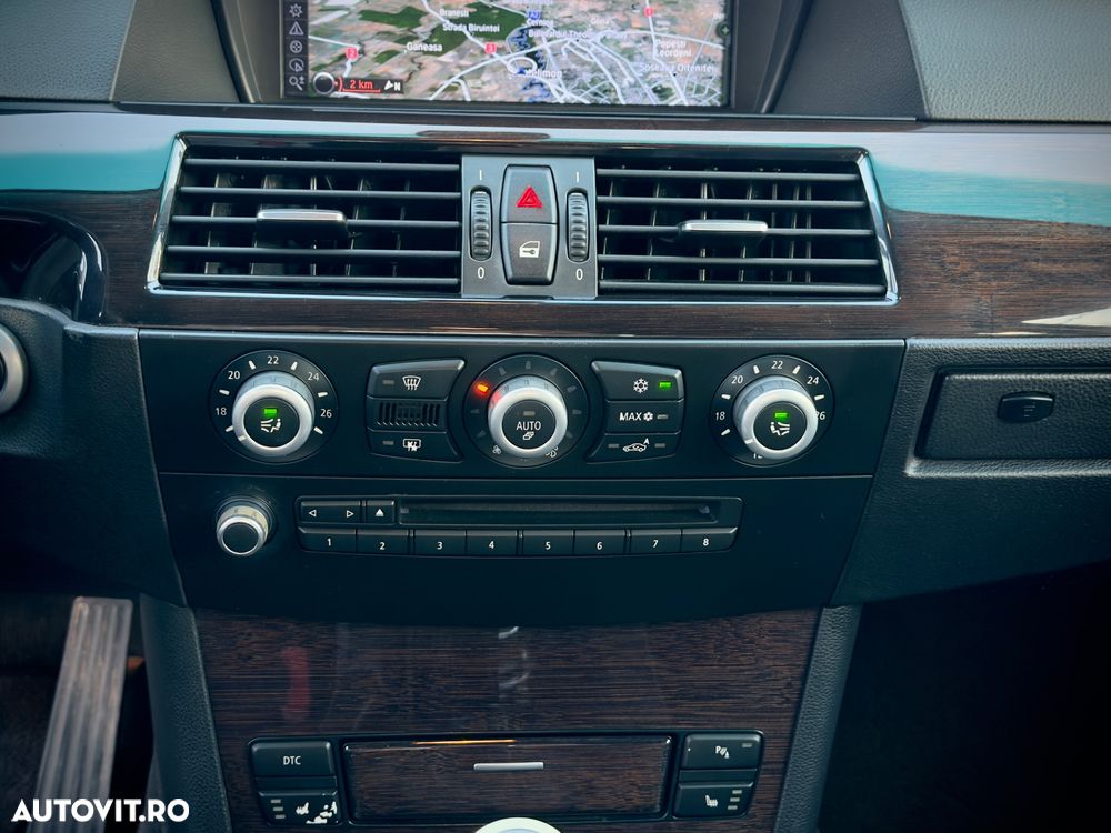 BMW Seria 5 520d - 10