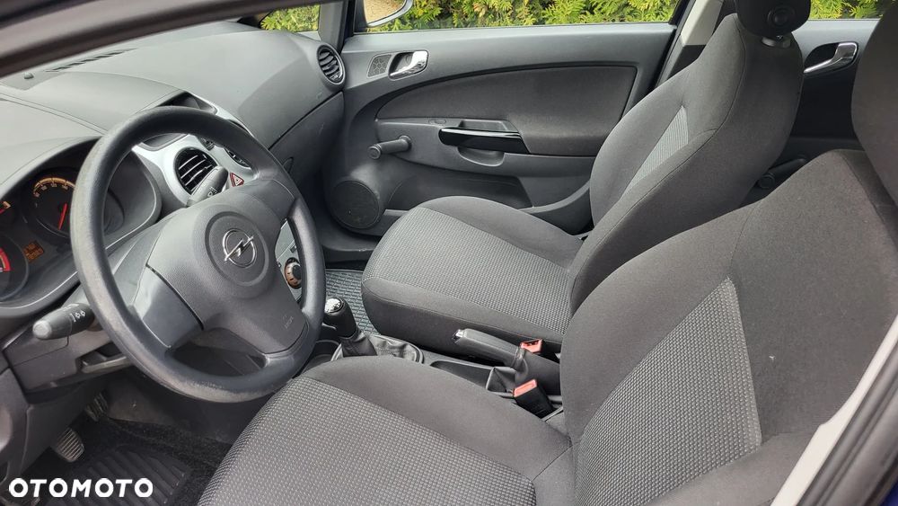 Opel Corsa 1.2 16V Cosmo - 14