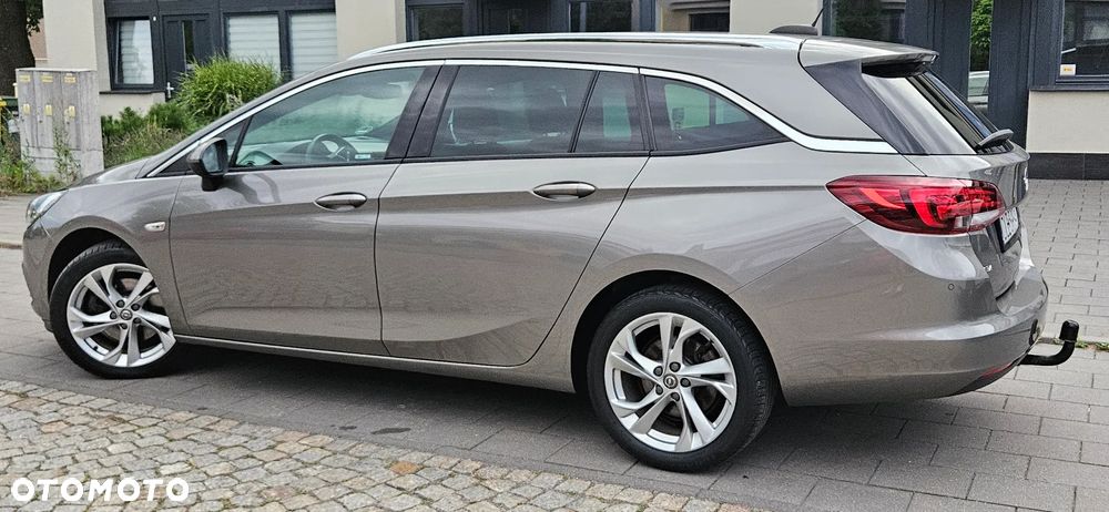 Opel Astra 1.6 D (CDTI) Start/Stop Dynamic - 4
