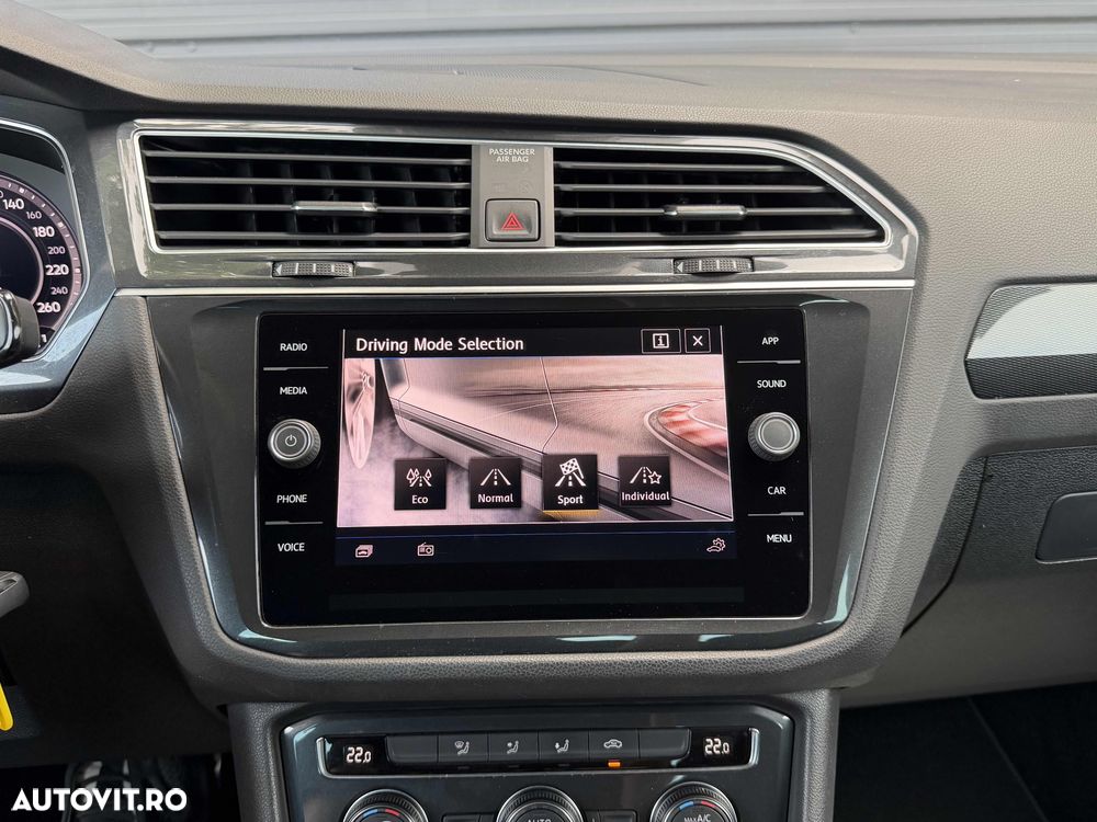 Volkswagen Tiguan 2.0 TDI SCR DSG R-Line - 24
