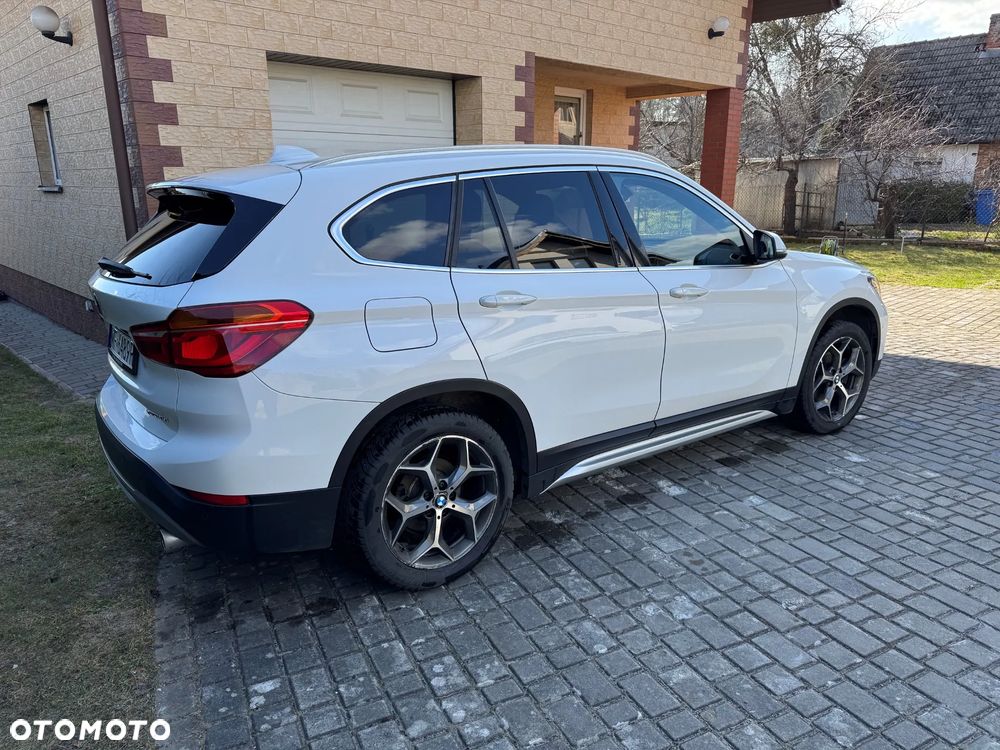 BMW X1 xDrive18d - 4