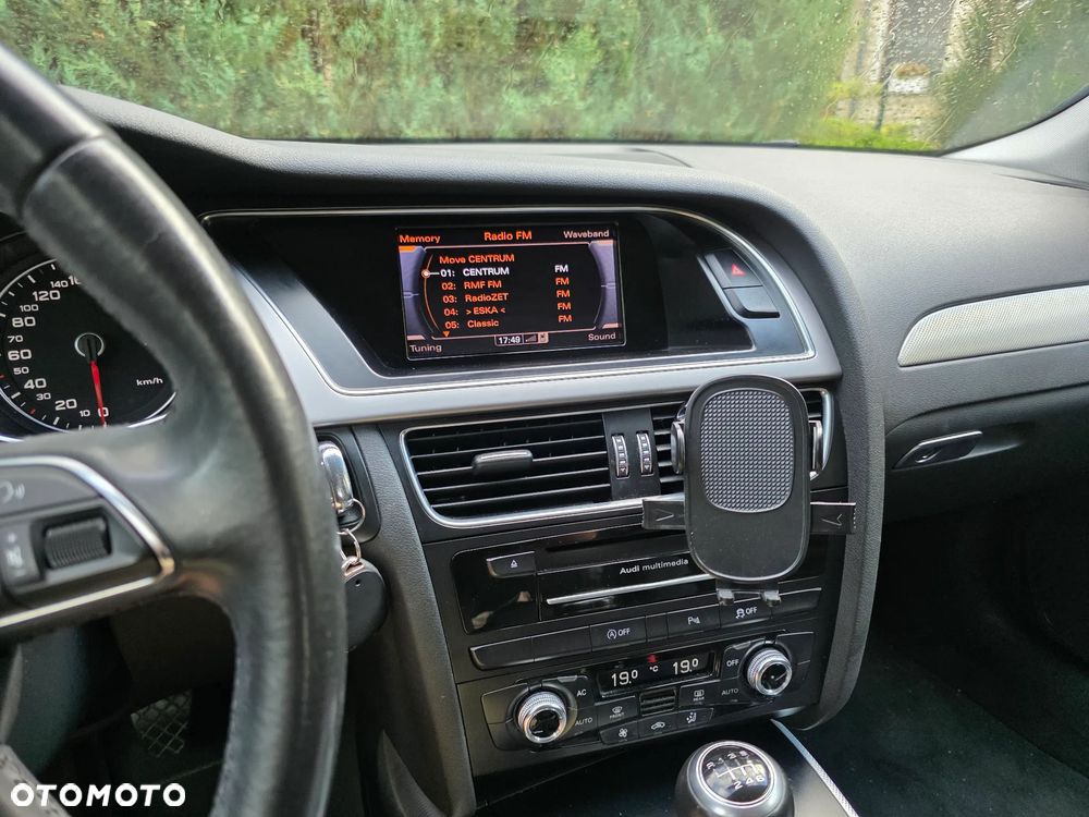 Audi A4 Avant 2.0 TFSI S line Sportpaket - 6
