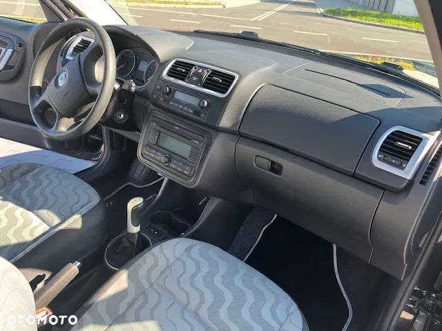 Skoda Fabia - 10