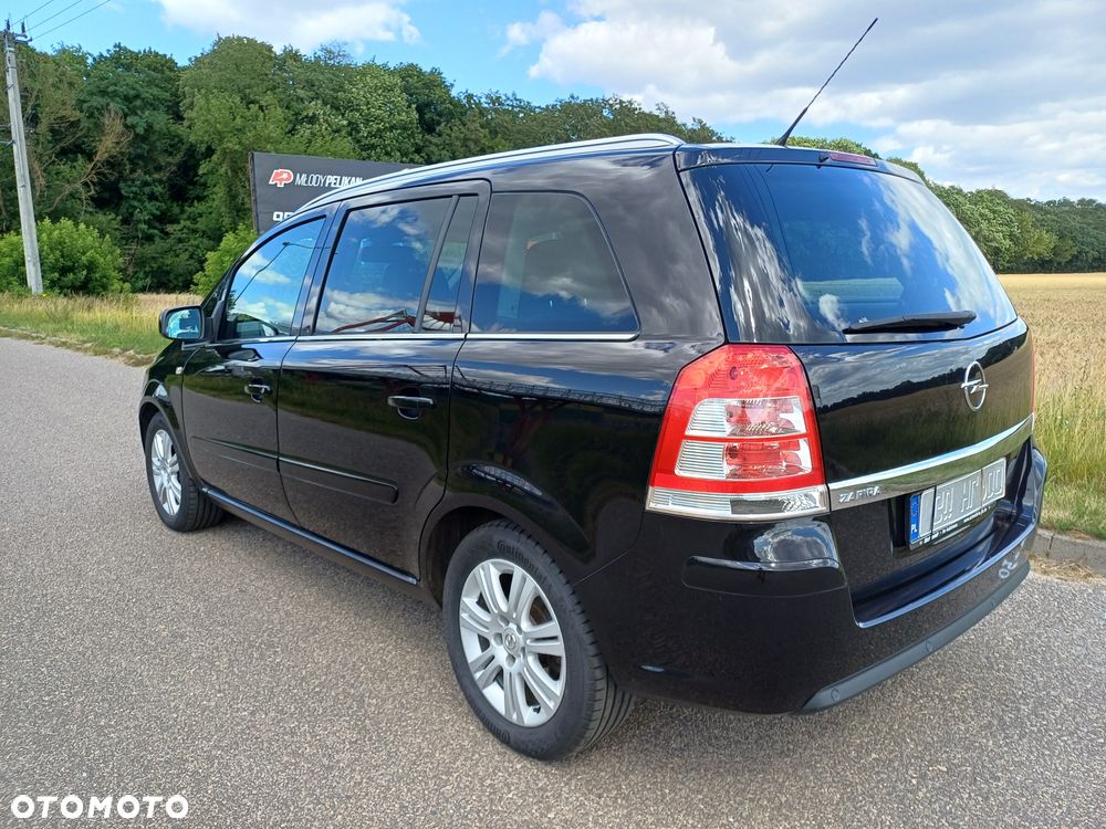 Opel Zafira - 6