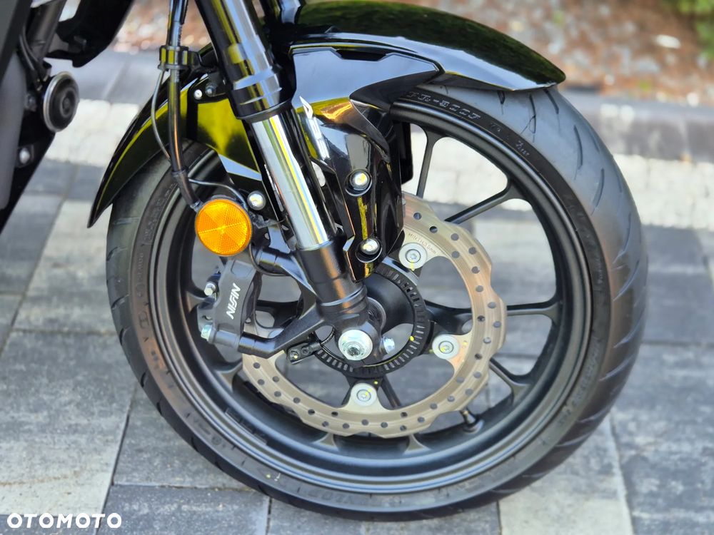 Honda CB - 17