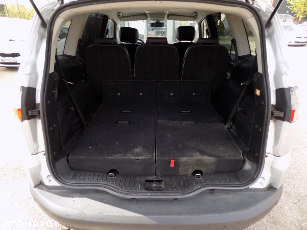 Ford S-Max - 10