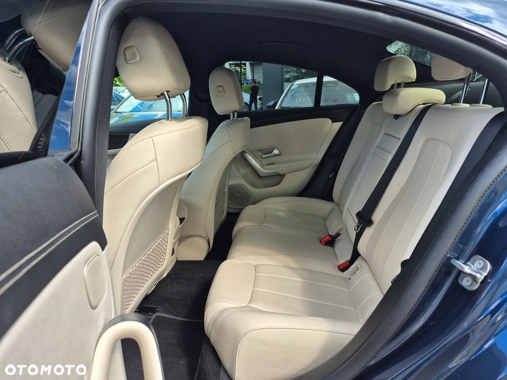 Mercedes-Benz CLA 180 d 8G-DCT - 26