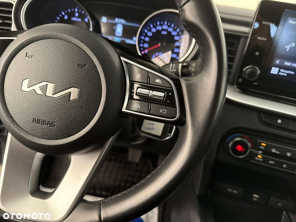 Kia Ceed - 26