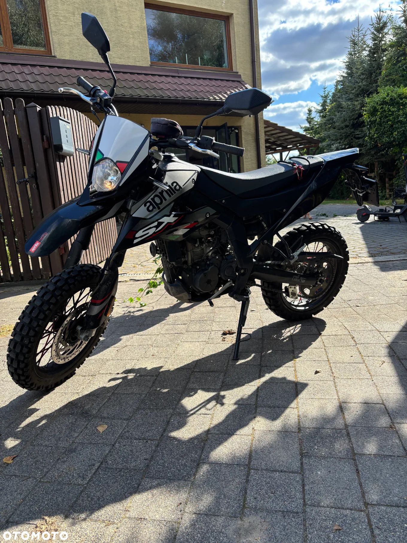 Aprilia SX