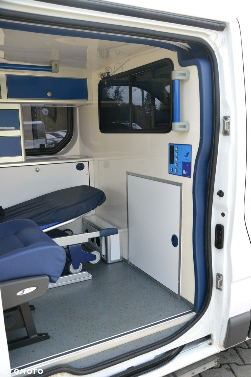 Renault Trafic - 14