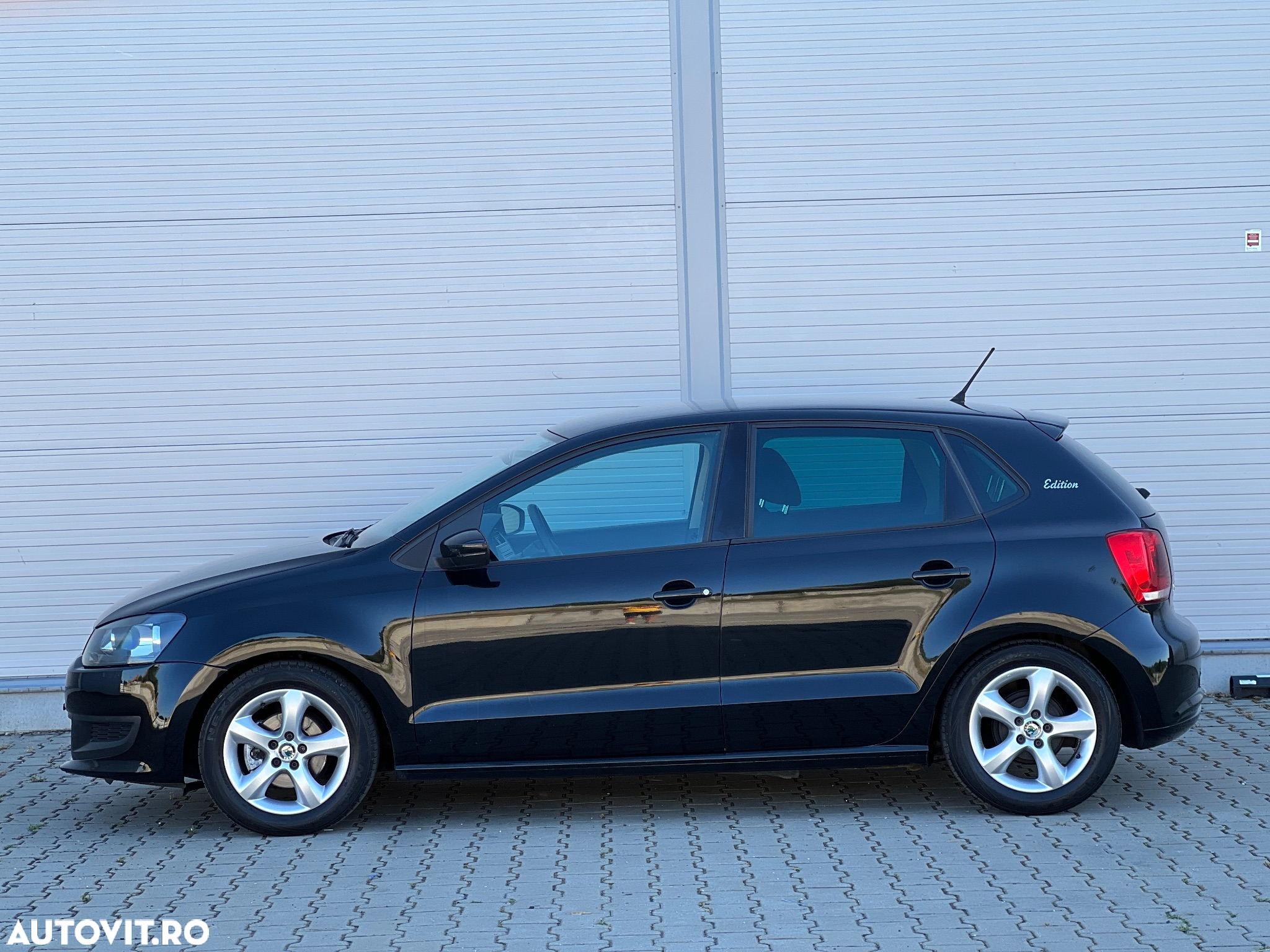 Volkswagen Polo 1.2 Tour Edition - 5