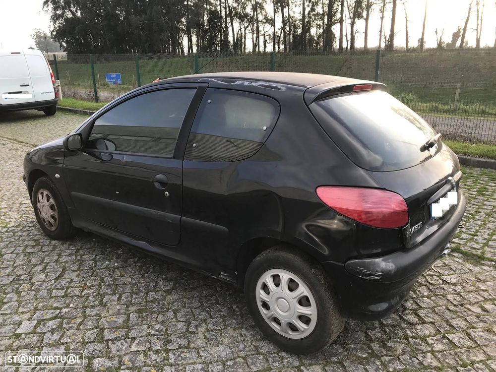 Peugeot 206 1.1 3P 2001 - Para Peças - 6