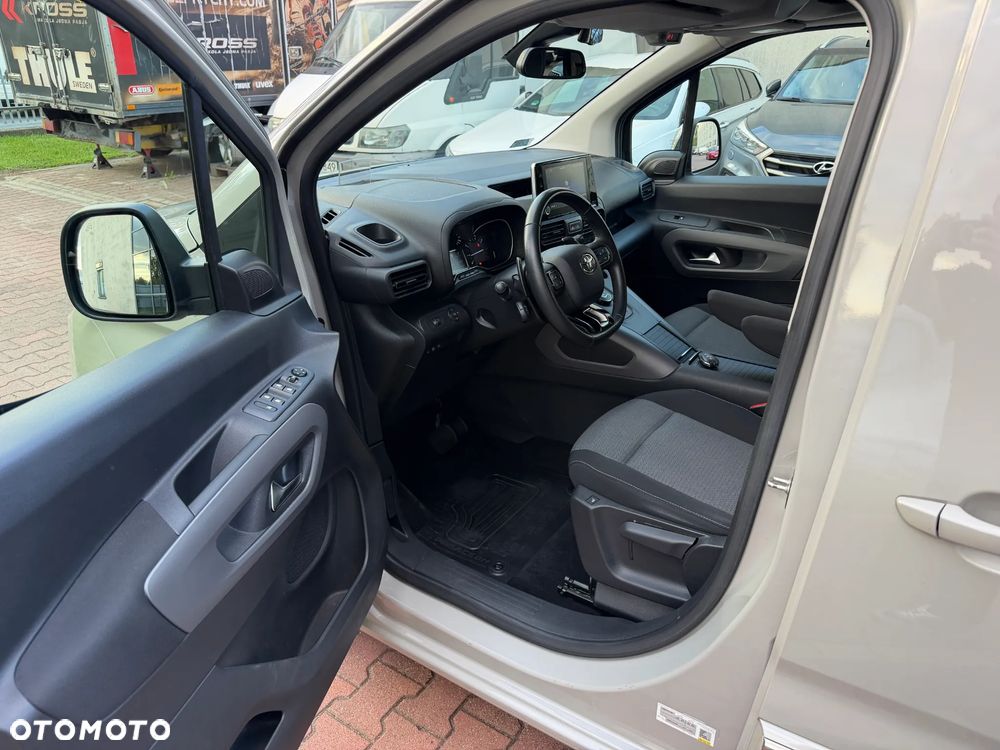 Toyota Proace City Verso Long 1.2 D-4T Family - 24