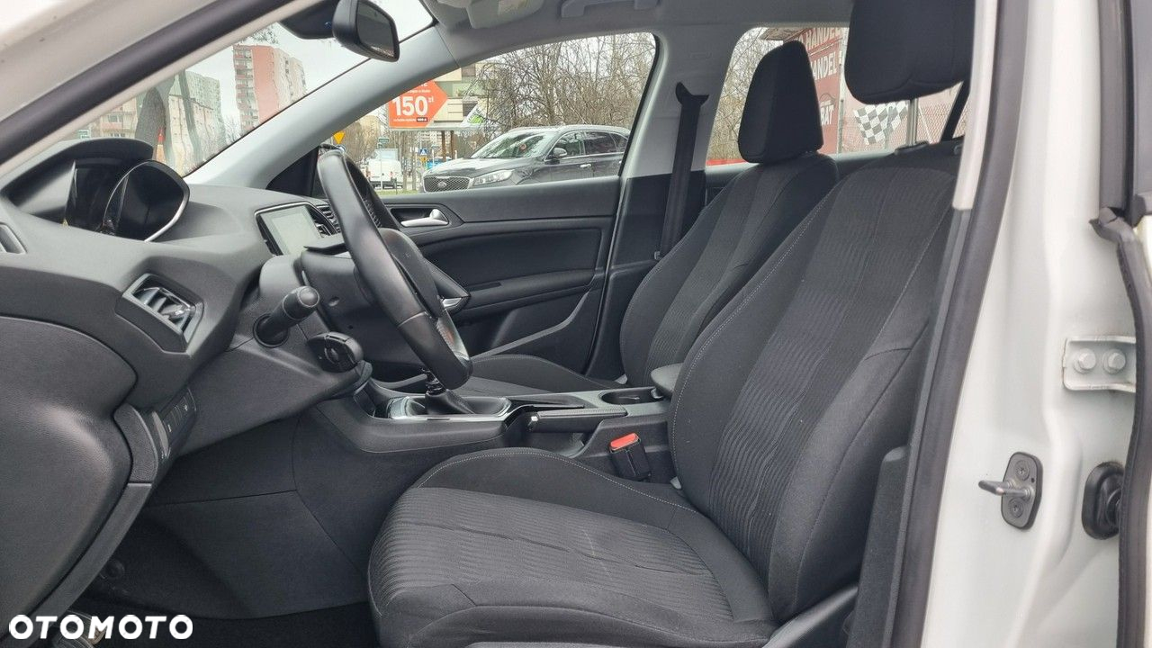 Peugeot 308 - 13