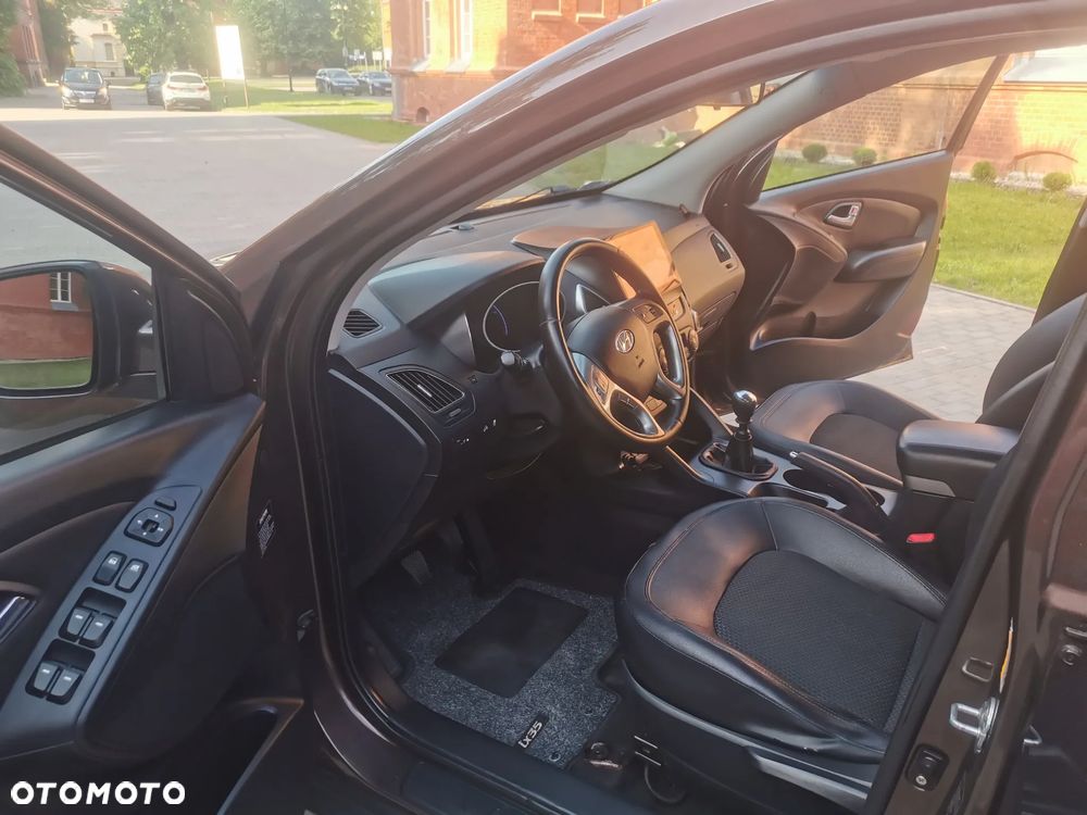 Hyundai ix35 1.7 CRDi Premium 2WD - 12